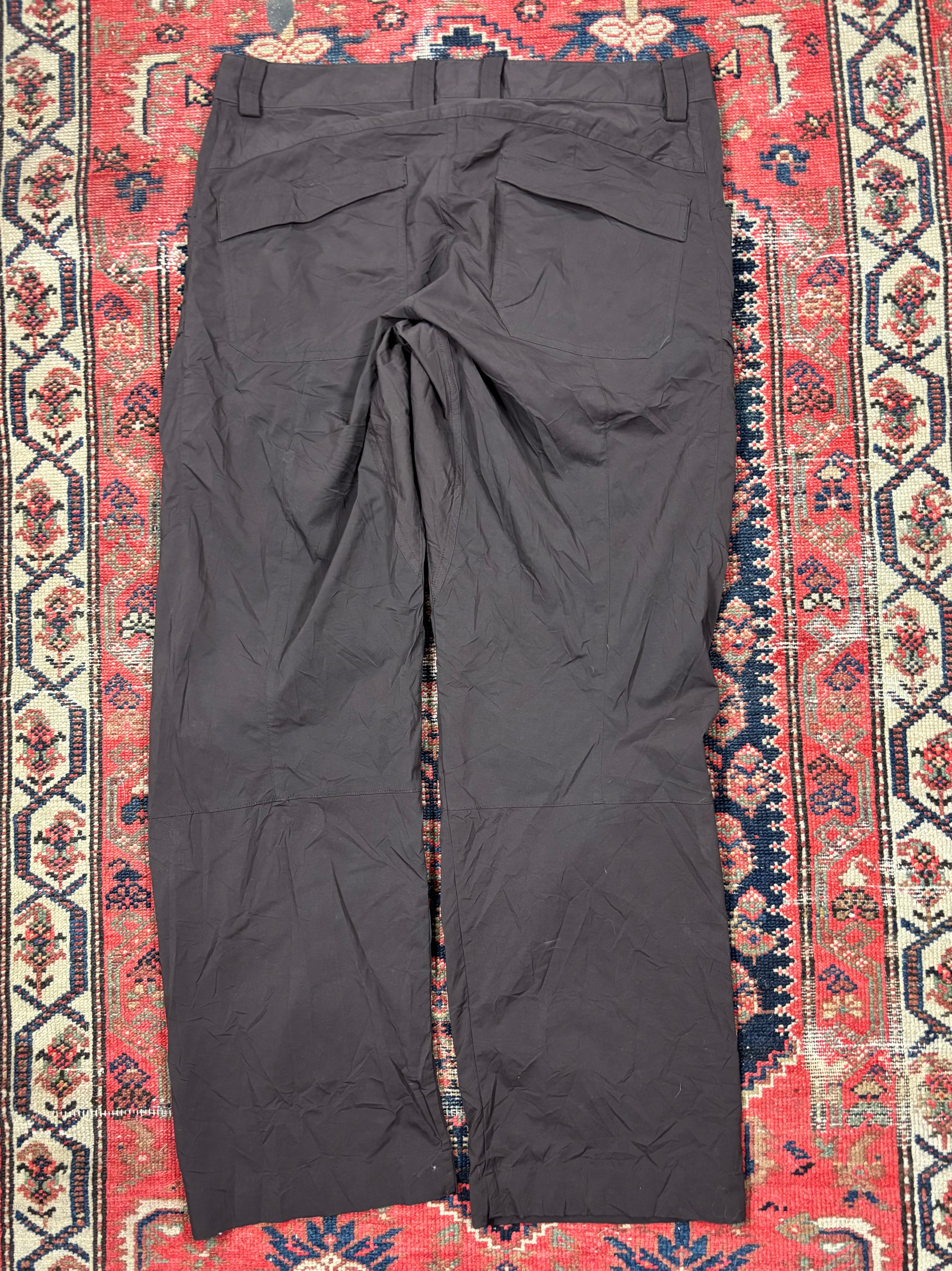 ARC’TERYX BROWN RAMPART NYLON TROUSERS W/36