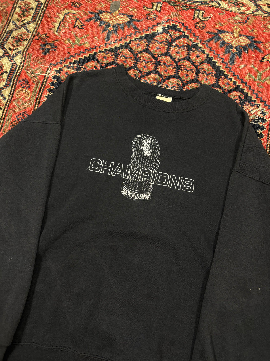VINTAGE BLACK WHITE SOX “CHAMPIONS” CREWNECK SIZE XL