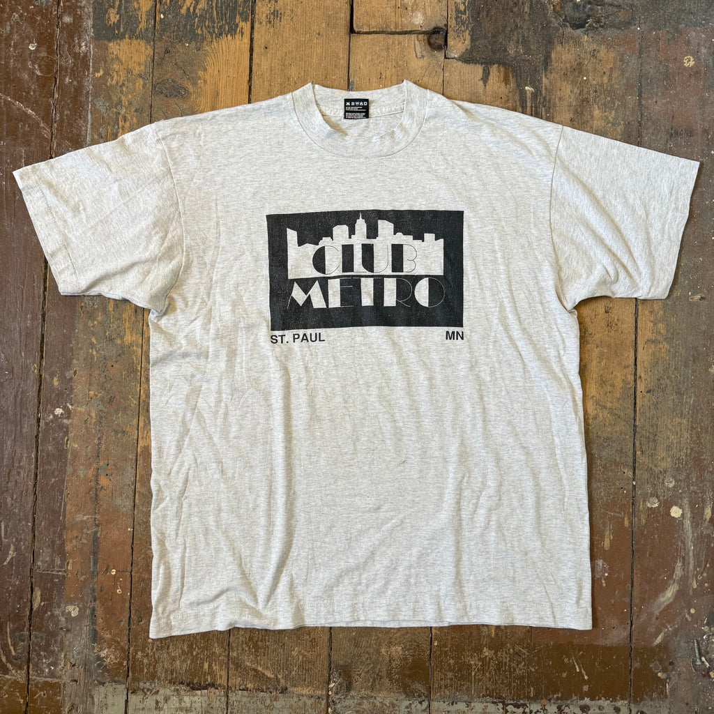 Vintage Club Metro T Shirt Size Large