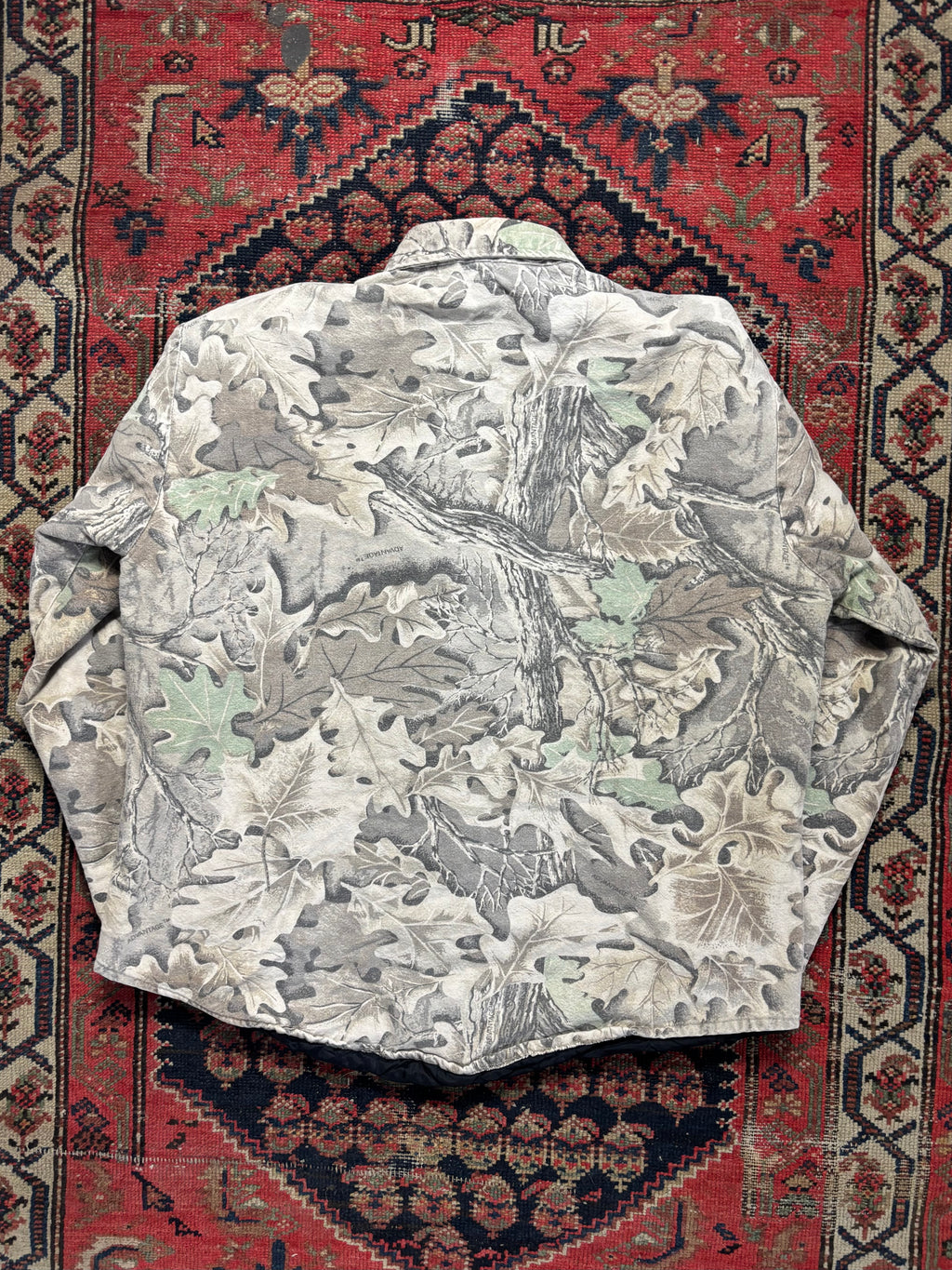 VINTAGE  INSULATED REALTREE BUTTON UP SIZE LARGE