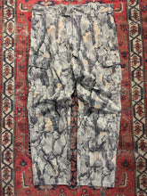Load image into Gallery viewer, CAMO “NATURALGEAR” CARGO PANTS SIZE LARGE