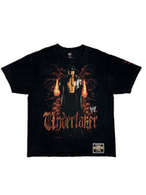 Load image into Gallery viewer, UNDERTAKER T SHIRT SIZE/L