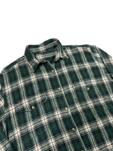 Load image into Gallery viewer, VINTAGE PLAID SHIRT SIZE MEDIUM