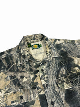 Load image into Gallery viewer, VINTAGE CAMO BUTTON UP SHIRT SIZE XL