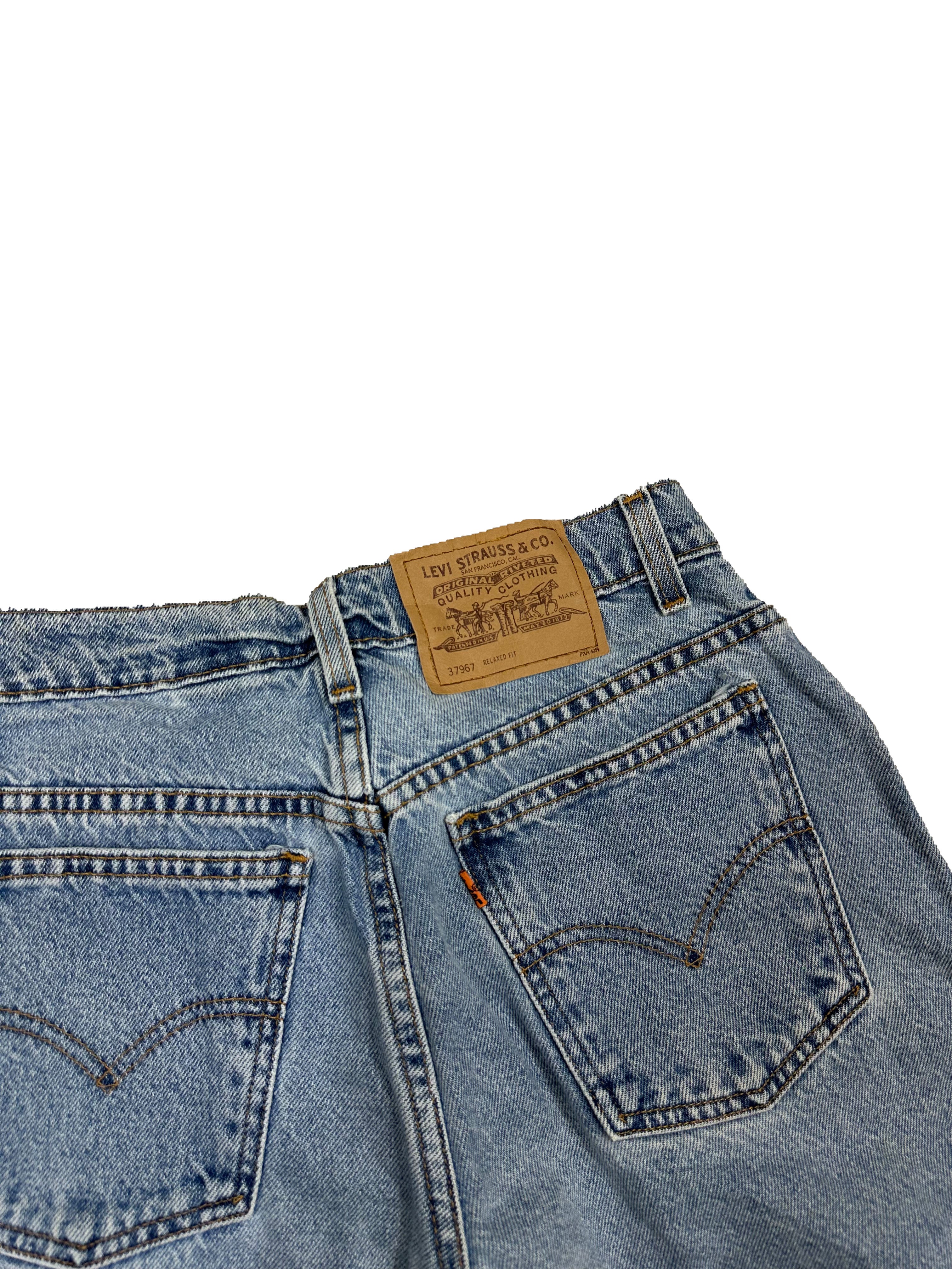 VINTAGE LEVIS DENIM SHORTS SIZE 29W