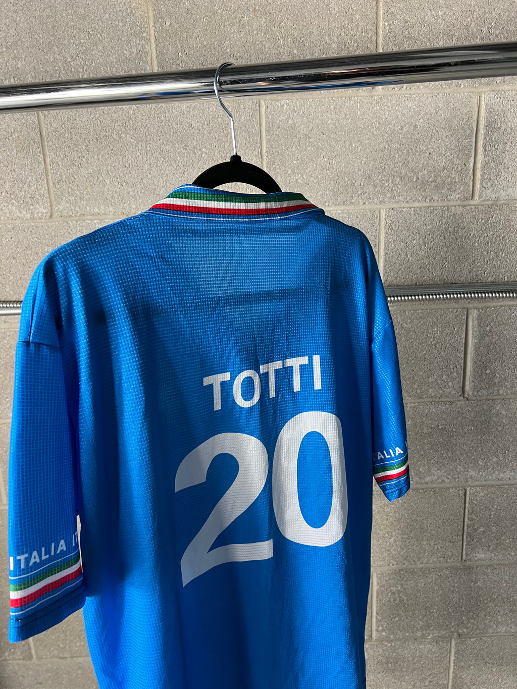 VINTAGE FRANCE JERSEY - SIZE/LARGE