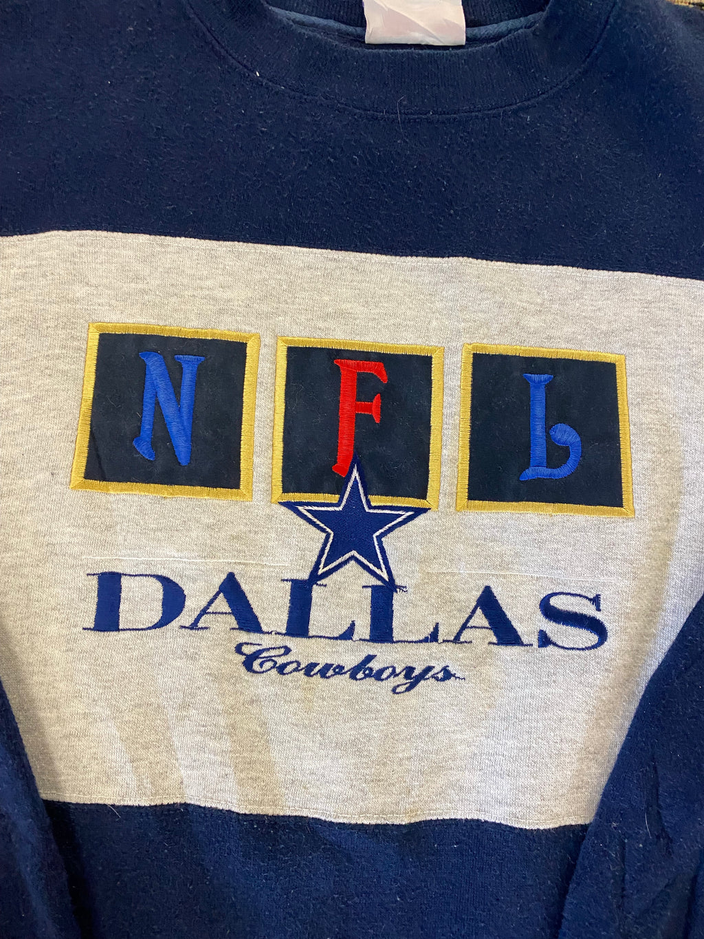 Vintage Embroidered Dallas NFL Crewneck - L