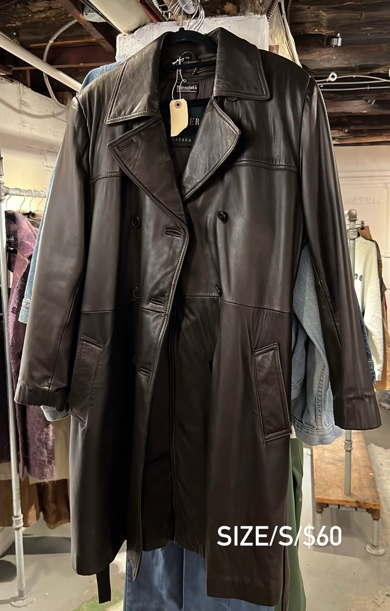 VINTAGE LEATHER JACKET