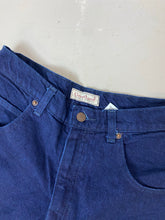 Load image into Gallery viewer, Vintage High Waisted Navy Denim Shorts - 29in