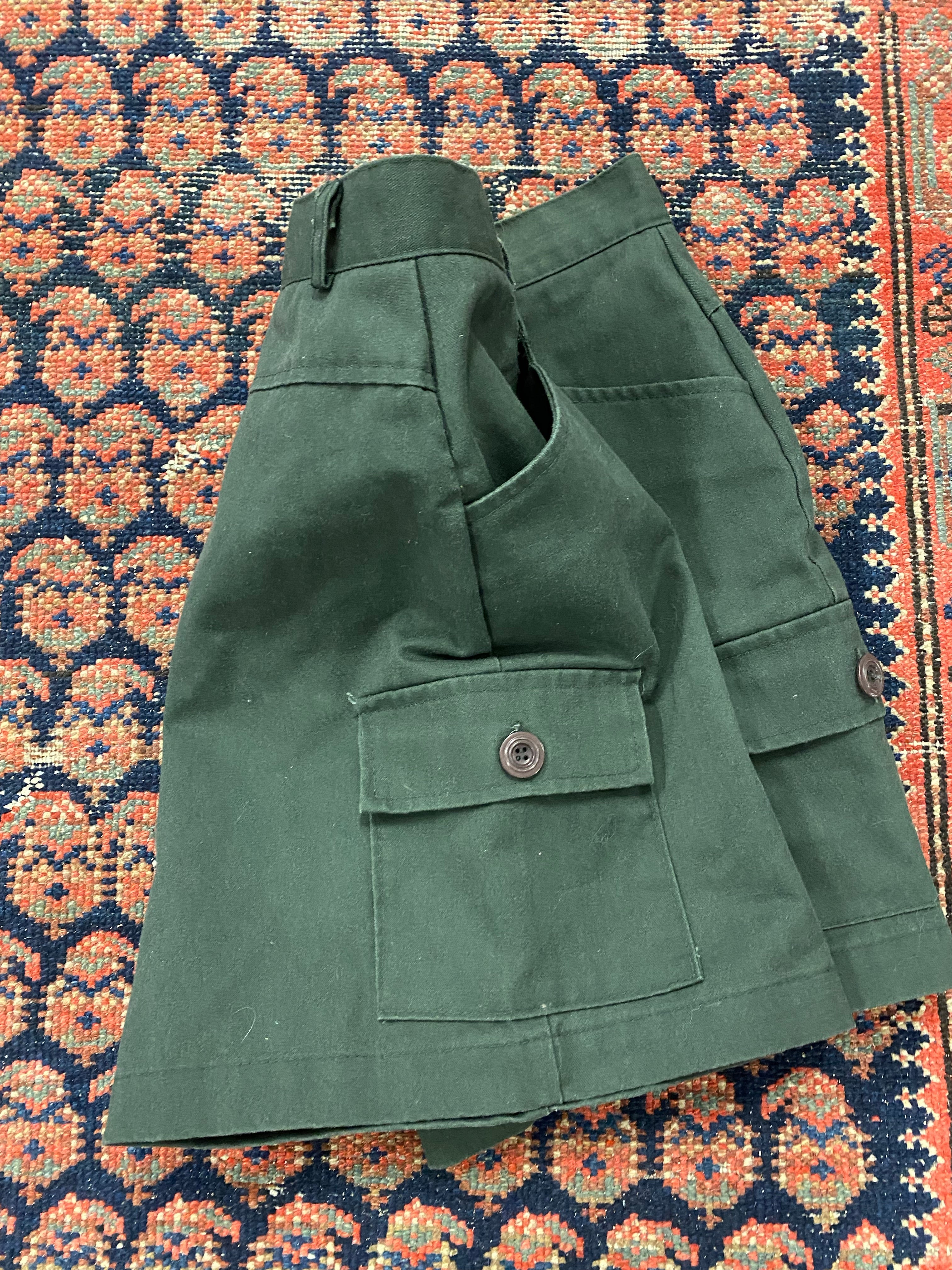 Vintage High Waisted Cargo Shorts - 27IN/W