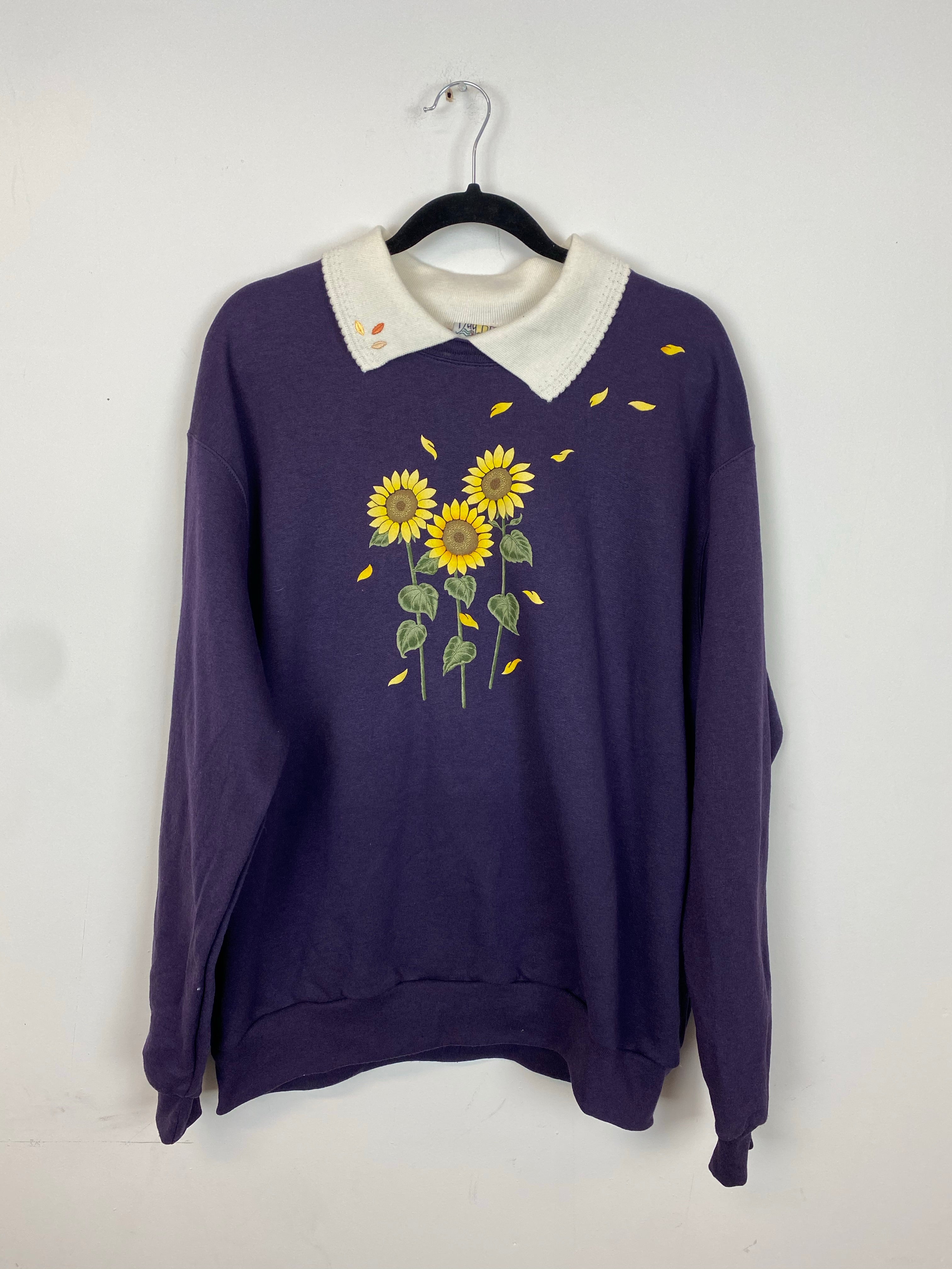 Vintage collared Daisy crewneck - L
