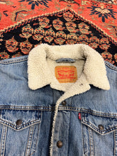 Load image into Gallery viewer, VINTAGE LEVIS DENIM JACKET - SMALL
