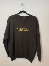 Load image into Gallery viewer, Vintage Embroidered Vermont Crewneck - M/L