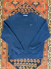 Load image into Gallery viewer, 2000s Nike Crewneck - M/L