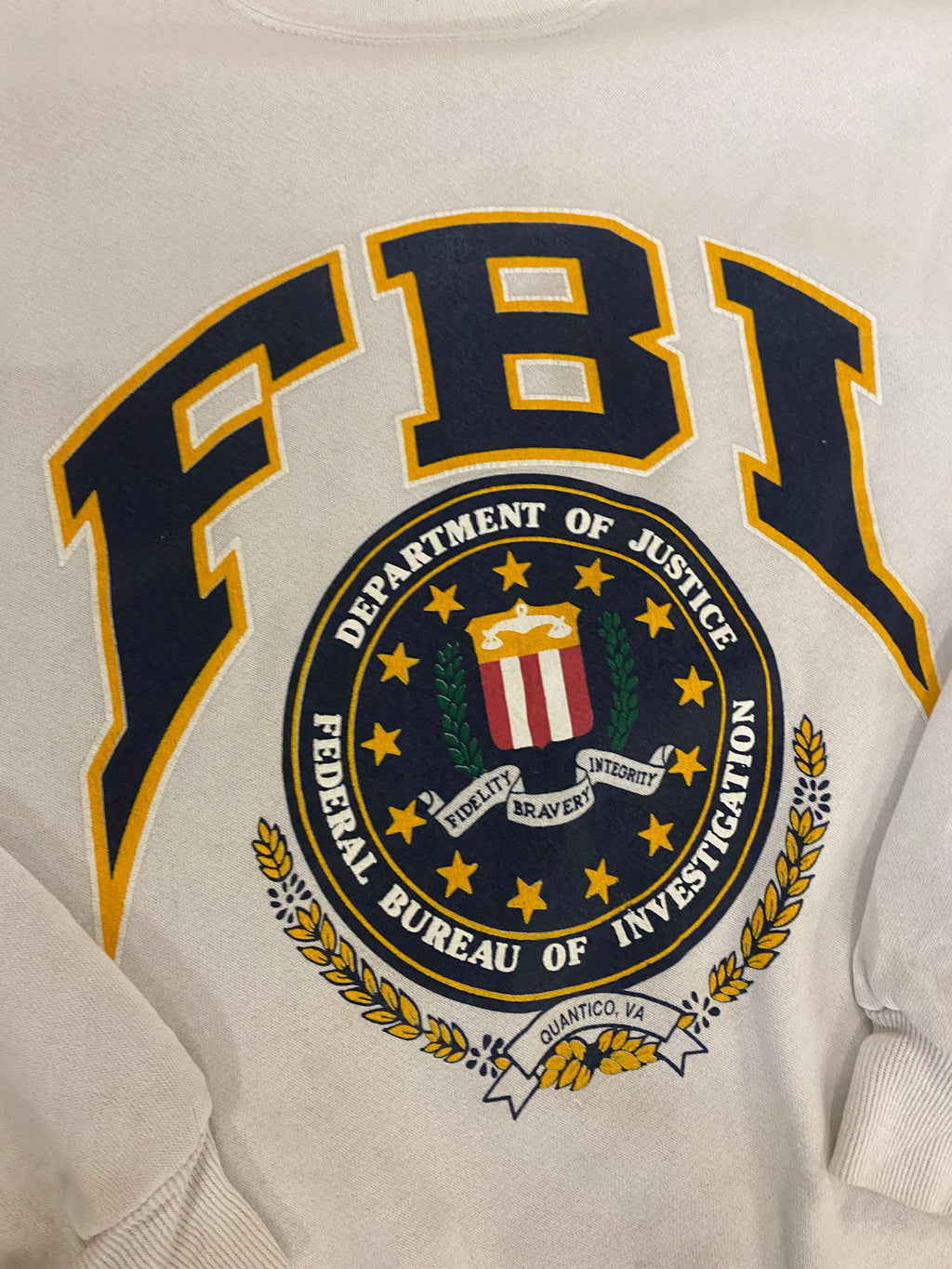 90s FBI Crewneck - L