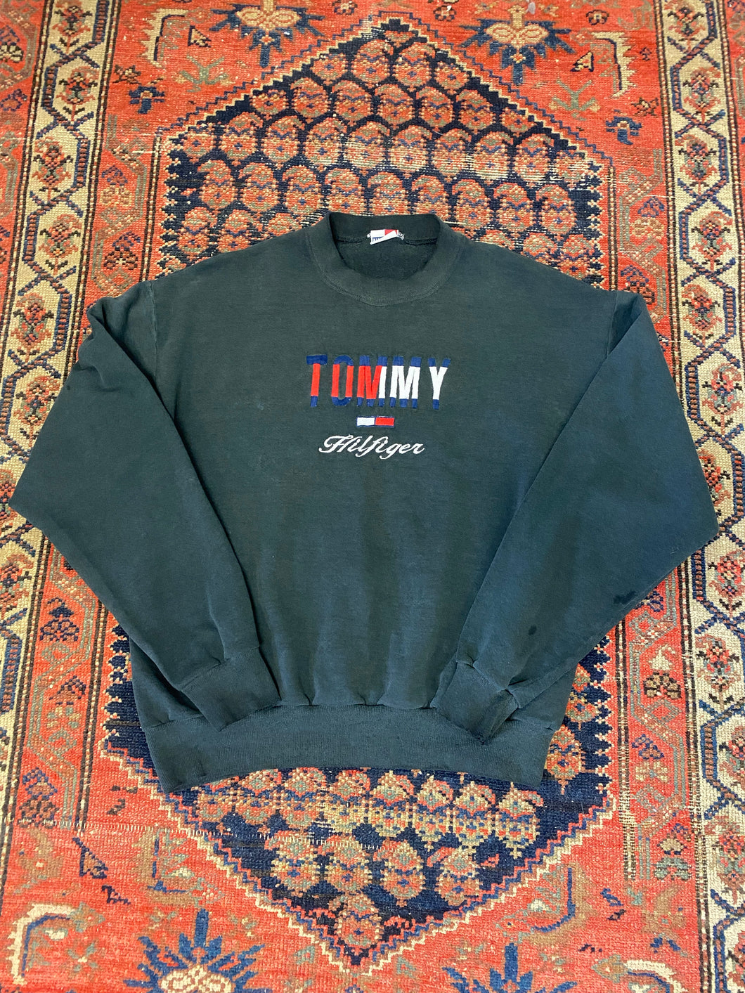90s Bootleg Embroidered Tommy Hilfiger Crewneck - S