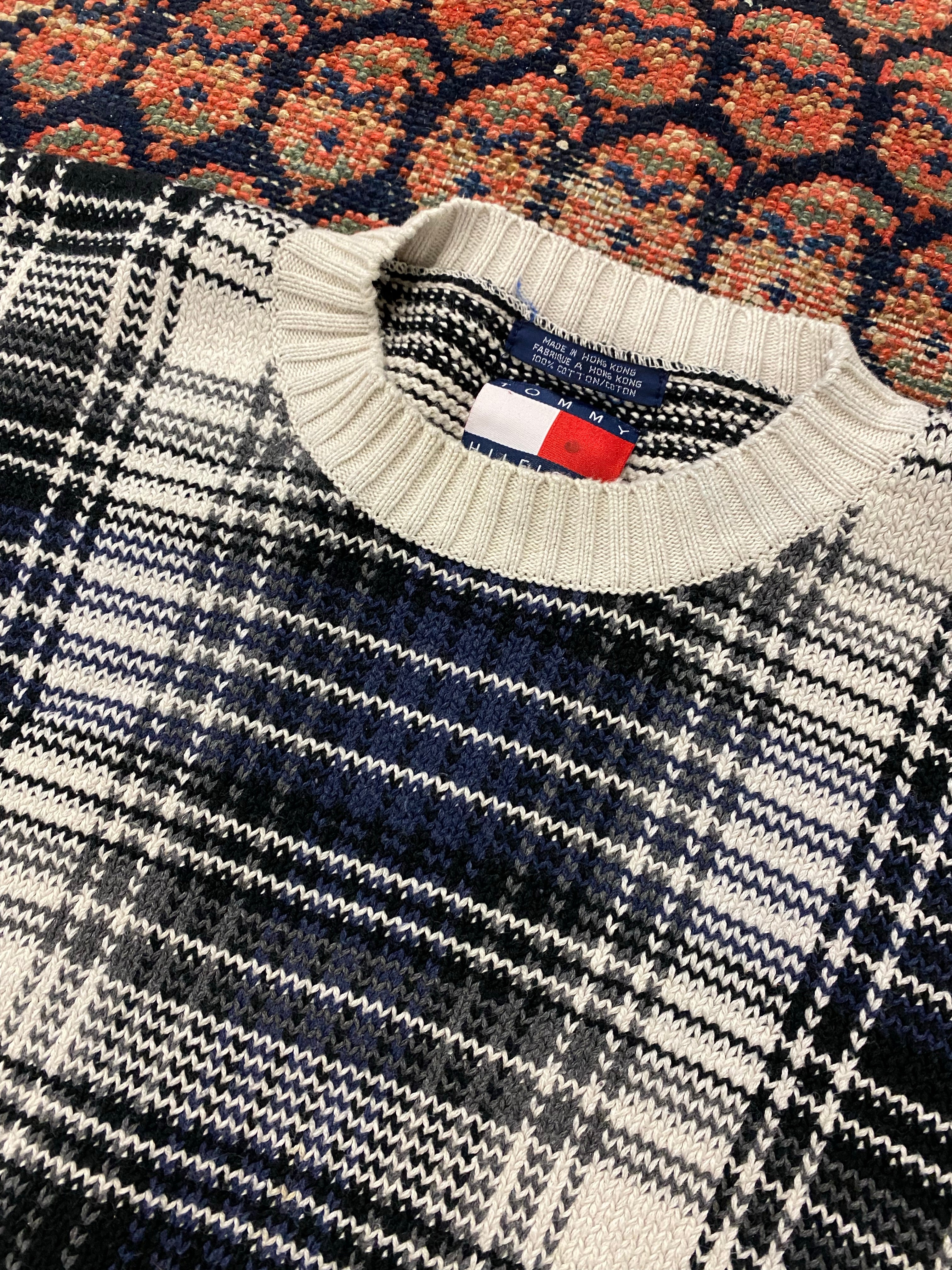 Vintage Tommy Knit Sweater - L