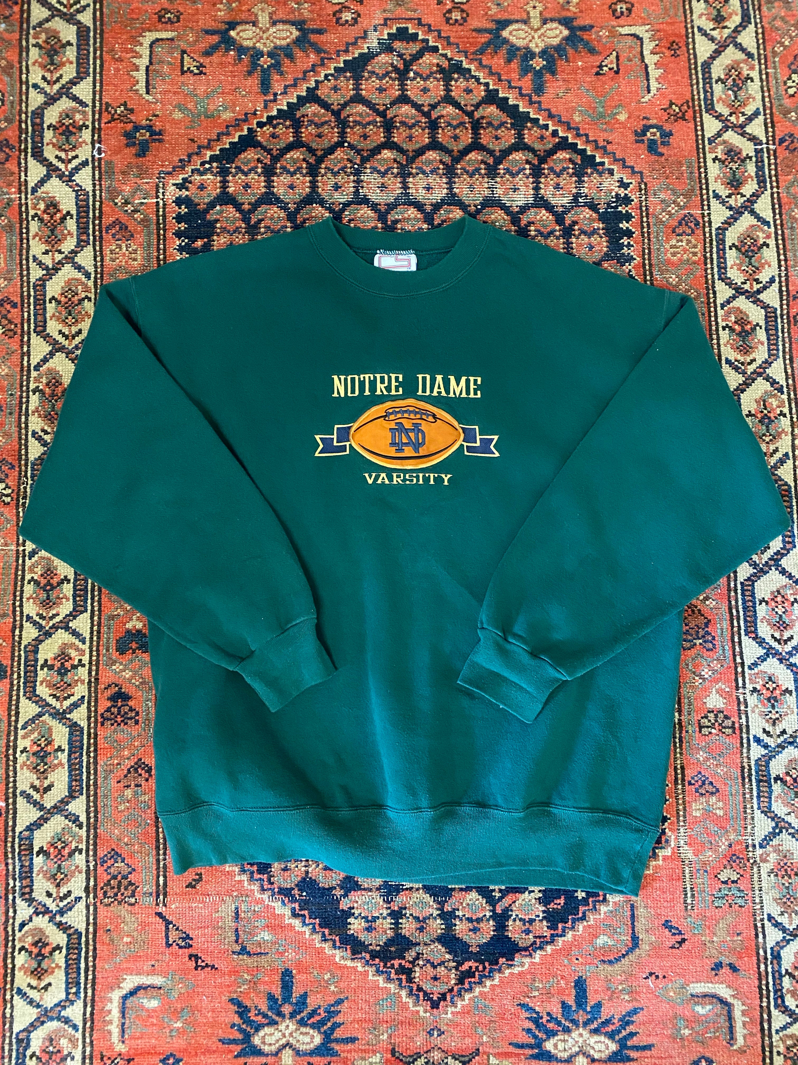 90s Embroidered Notre Dame Crewneck - L