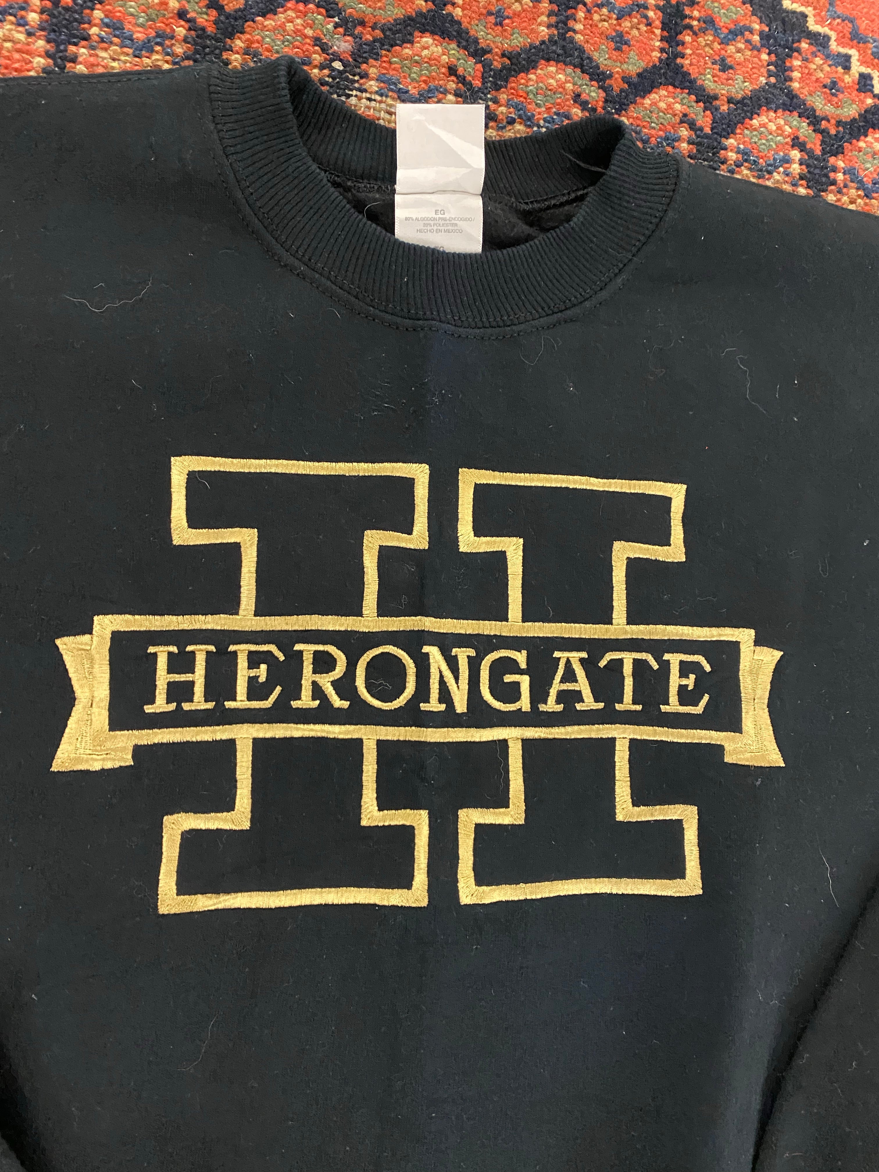 Vintage Heron Gate Embroidered Crewneck - L
