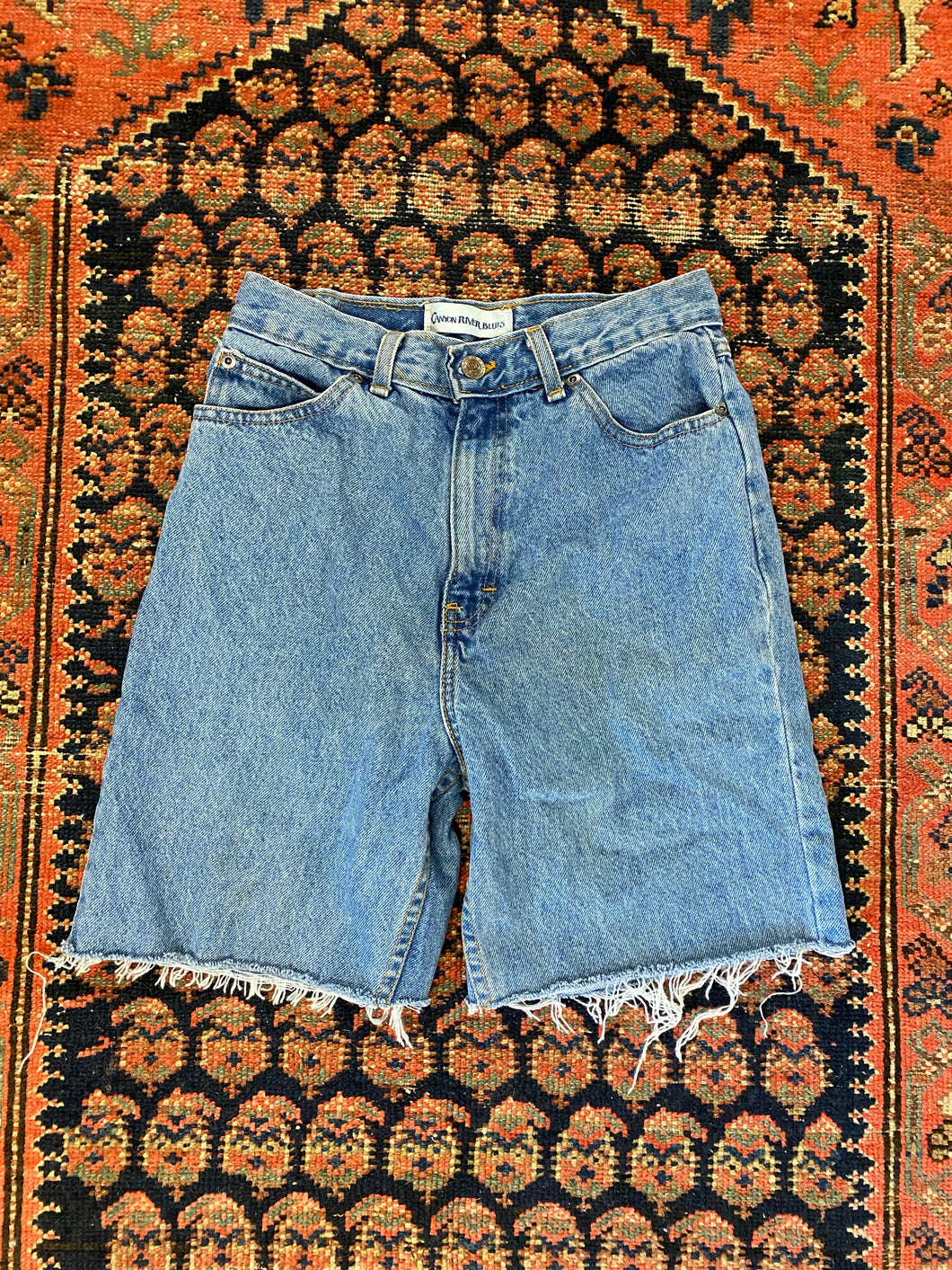 Vintage High Waisted Canyon River Blues Frayed Denim Shorts - 26in