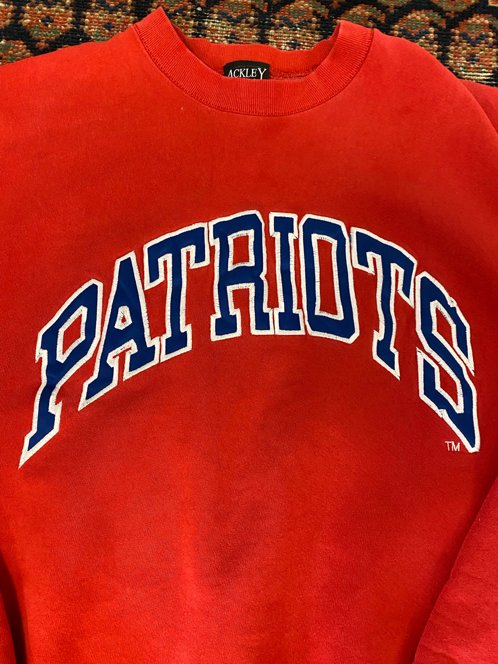 90s Embroidered Patriots Crewneck - M/L