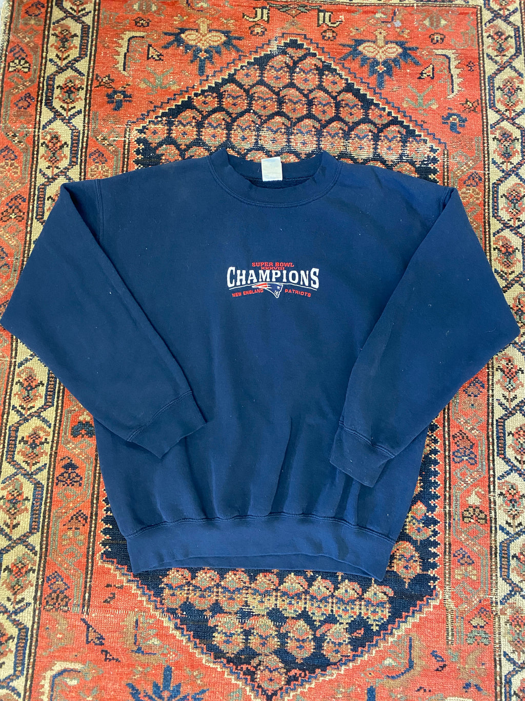 Vintage Embroidered Patriots Crewneck - M/L