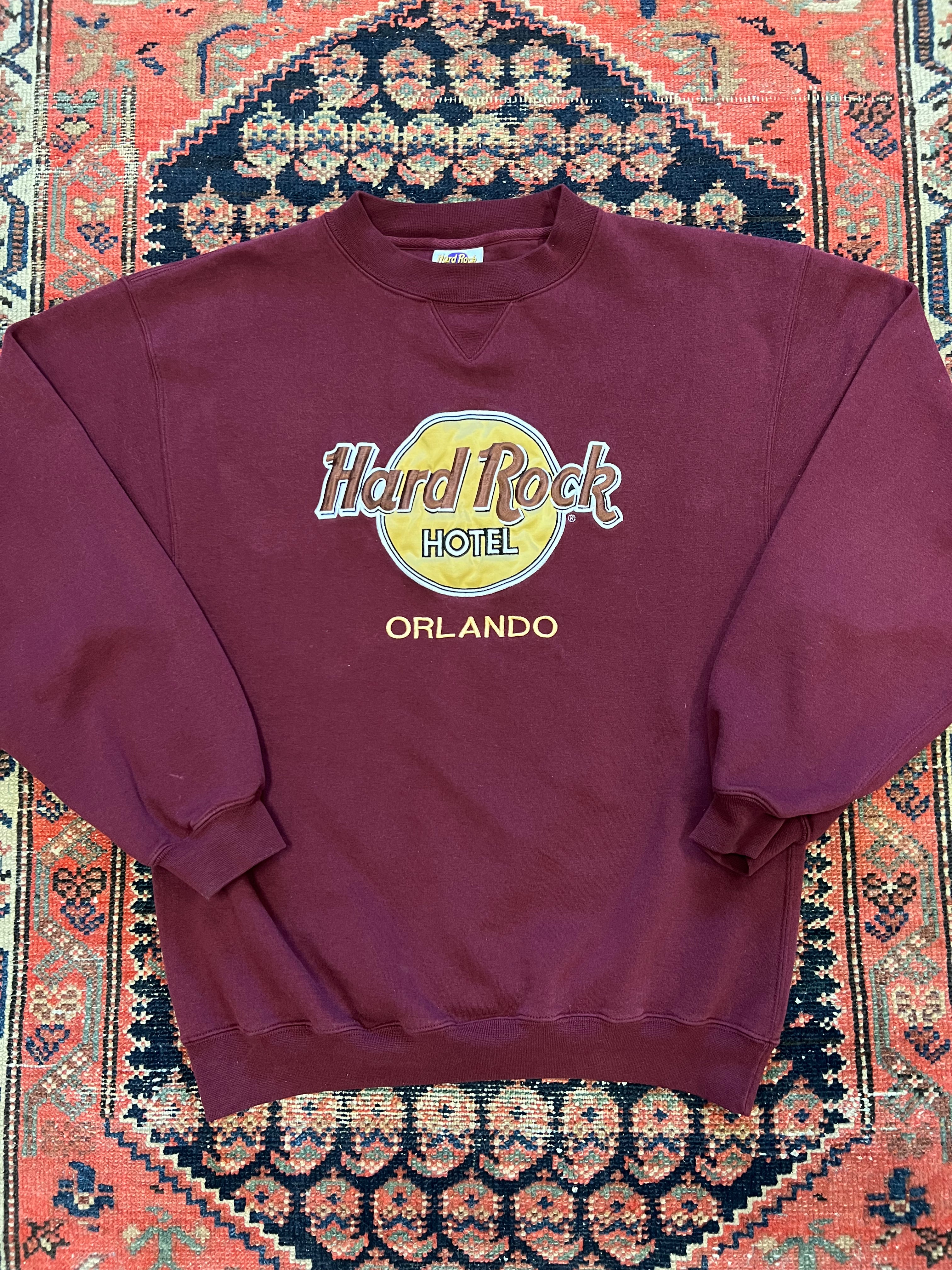 VINTAGE HARD-ROCK CAFE CREWNECK - S/M