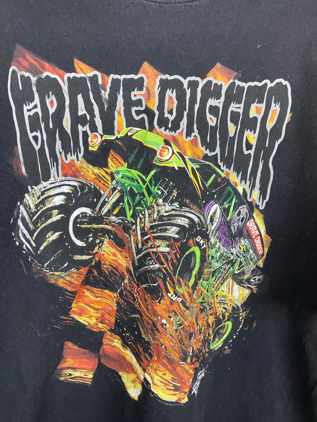 Oversized Grave Digger t shirt