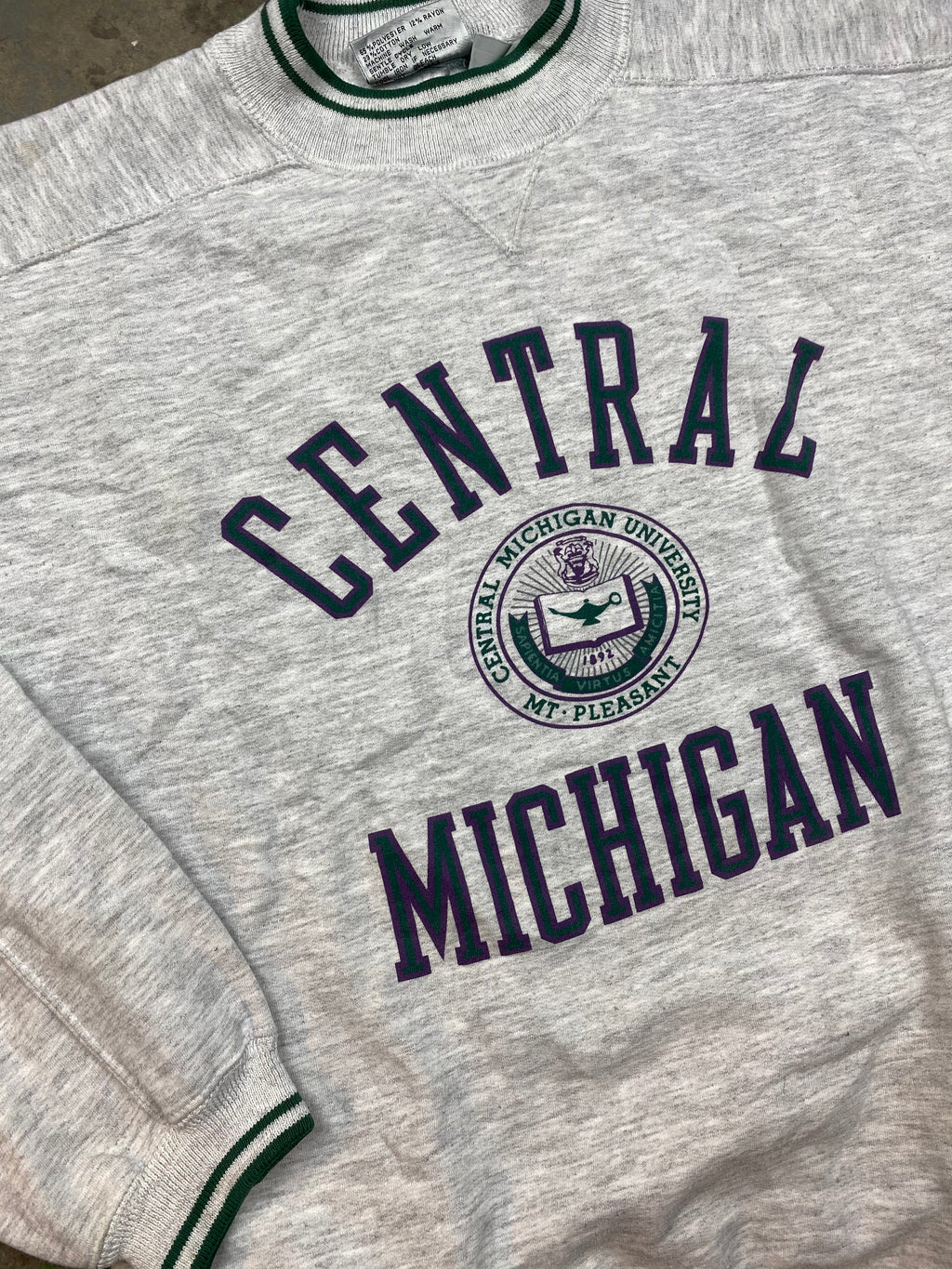 Heavy weight mock neck Michigan crewneck