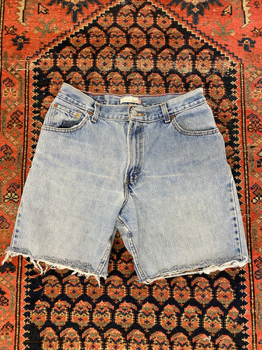 Vintage Levi’s High Waisted Frayed Denim Shorts - 30in