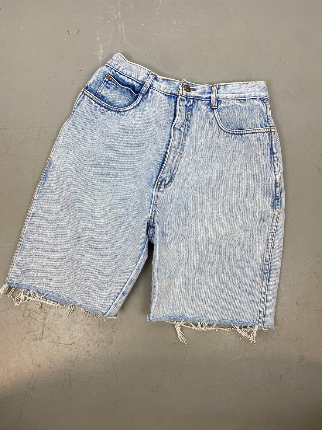 90s High Waisted Frayed Denim Shorts - 29in