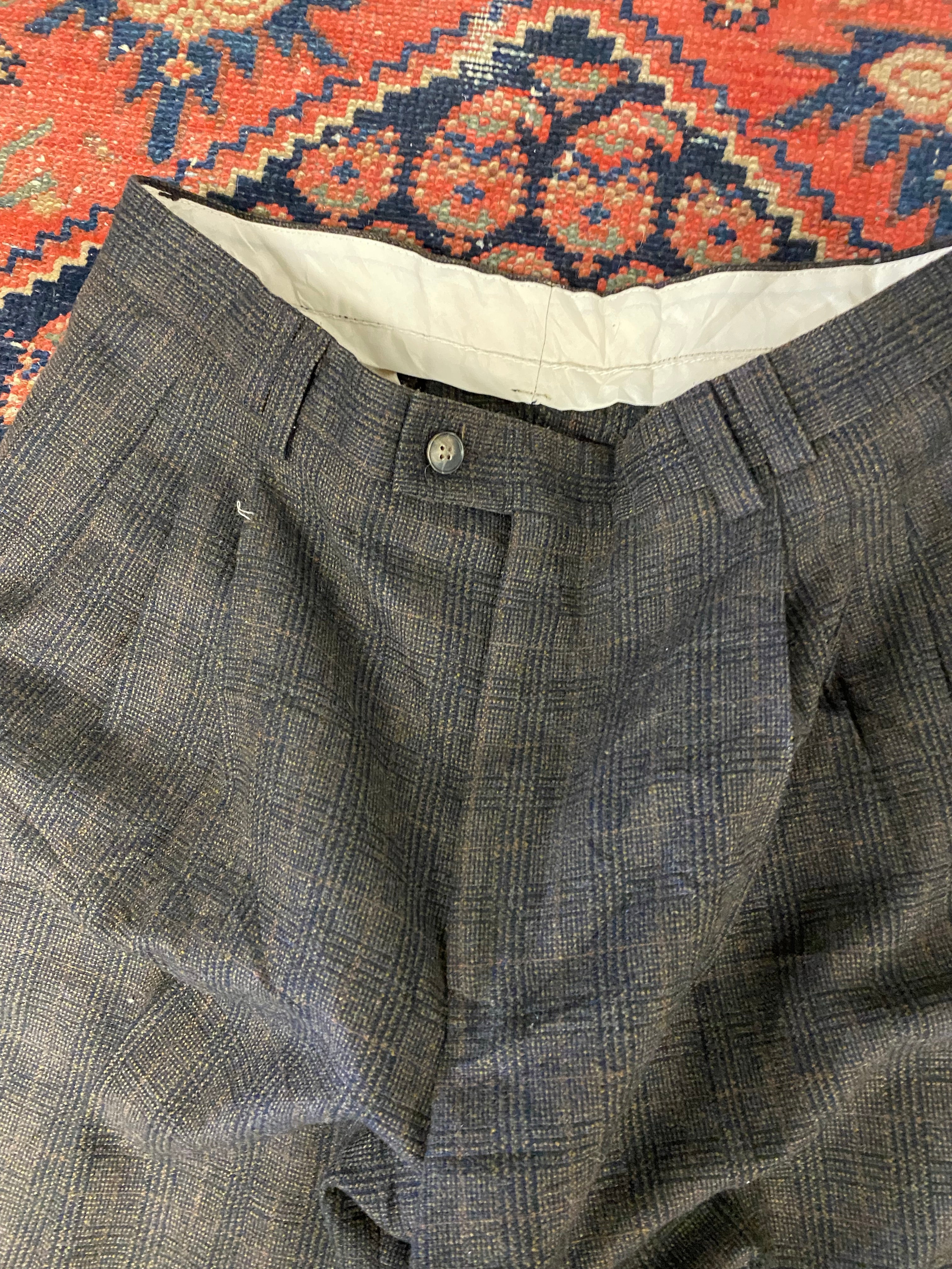 90s Pleated Plaid Trousers - 31in