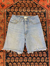 Load image into Gallery viewer, 90s High Waisted Guess Frayed Denim Shorts - 27in