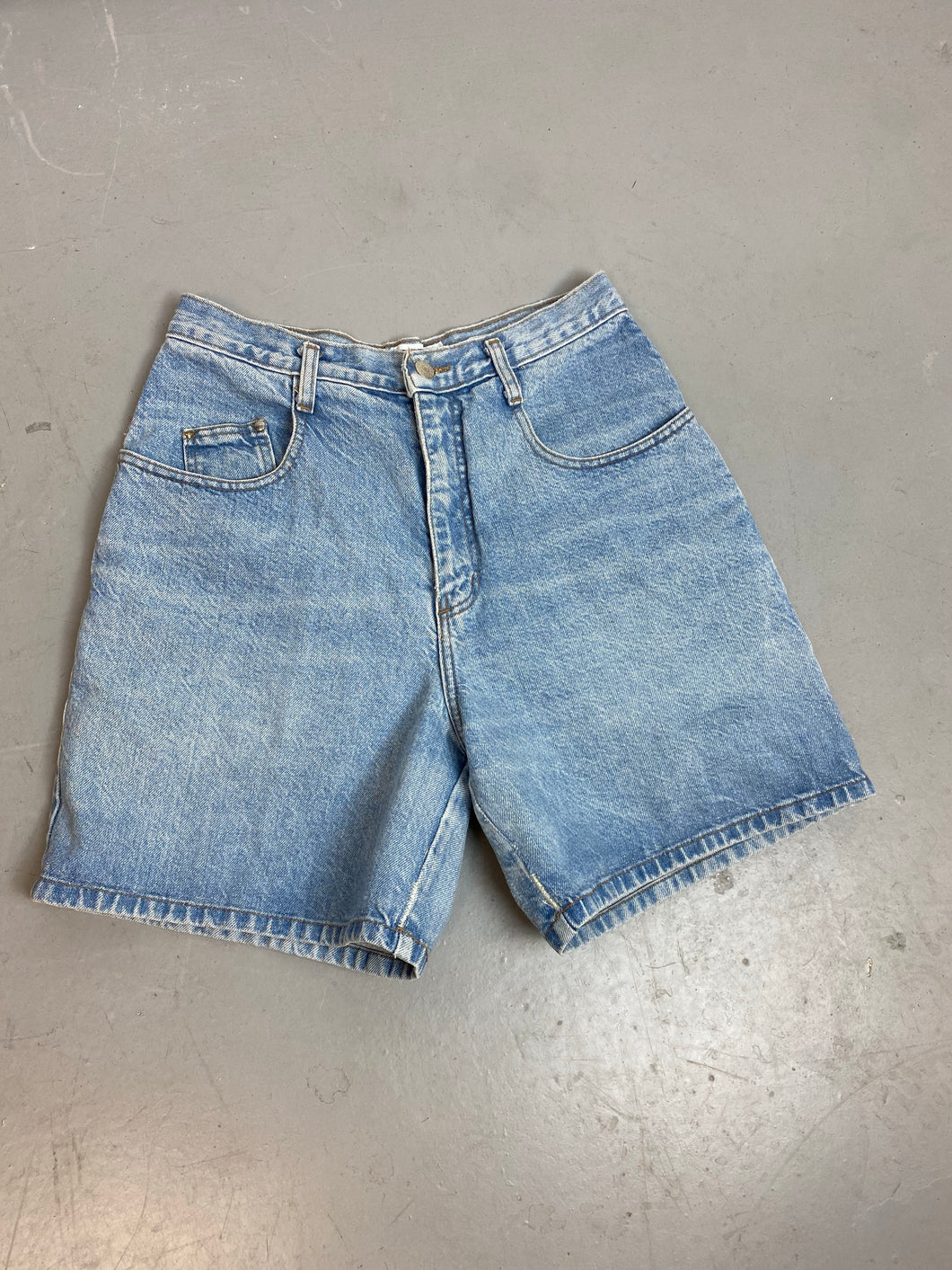 Vintage High Waisted Mixed Blues Hemmed Denim Shorts - 29in