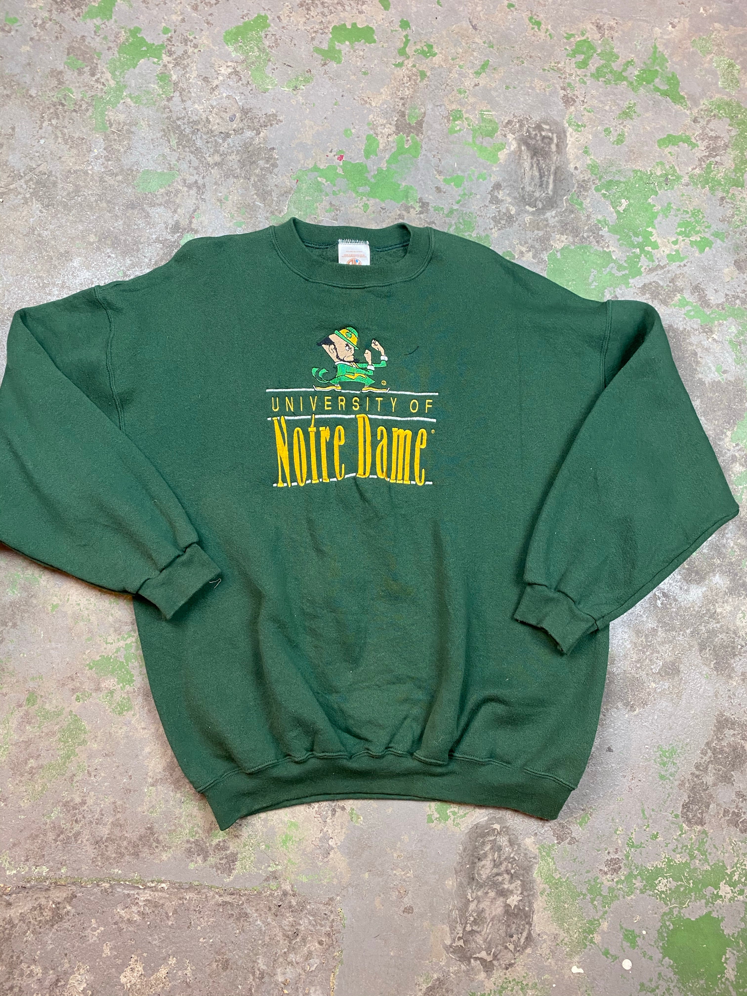 Embroidered Notre dame crewneck