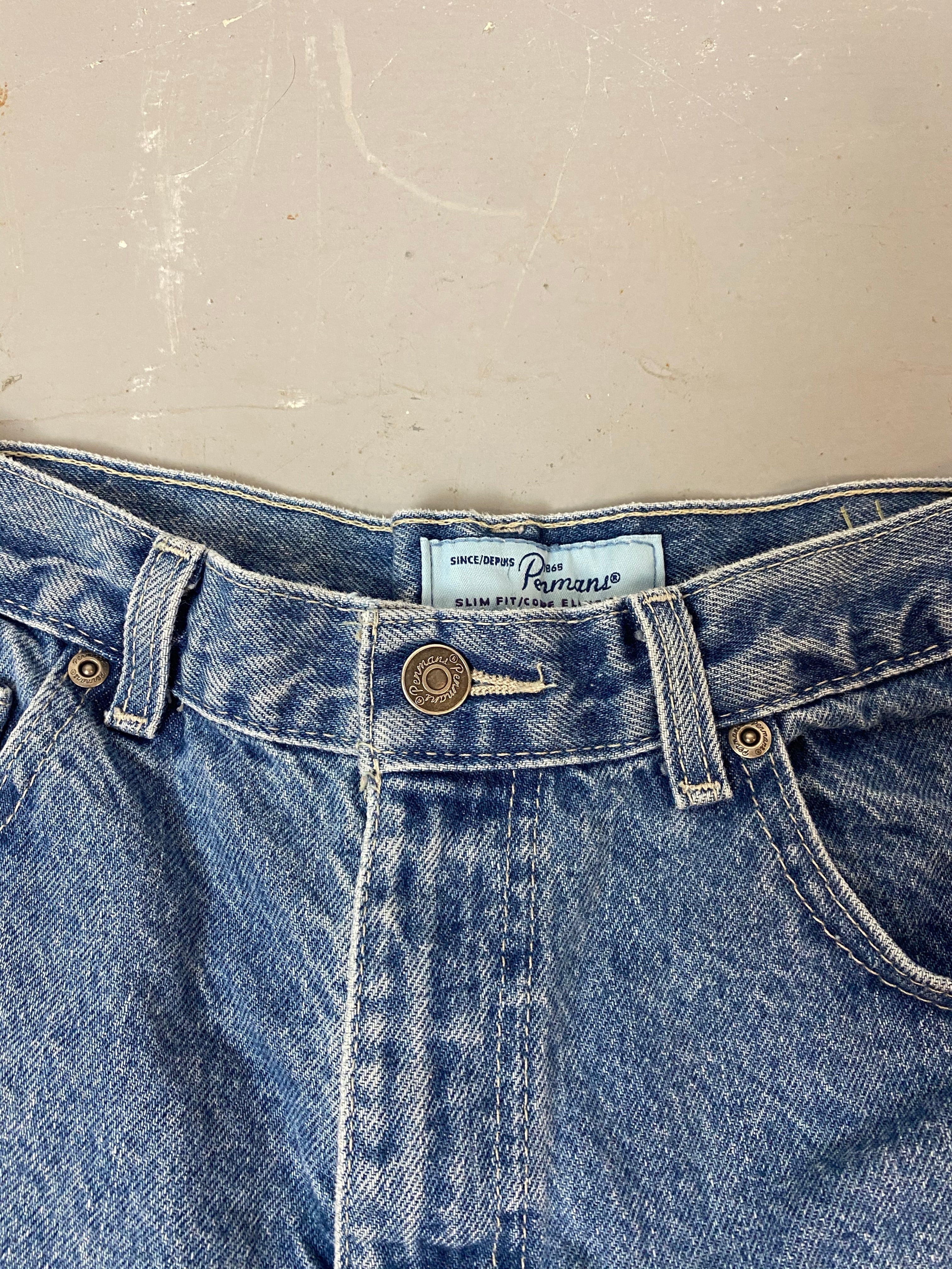 90s High Waisted Frayed Denim Shorts - 30in