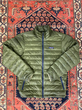 Load image into Gallery viewer, Vintage Patagonia Jacket - S