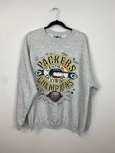Load image into Gallery viewer, 1996 Green Bay Packers crewneck - L/XL