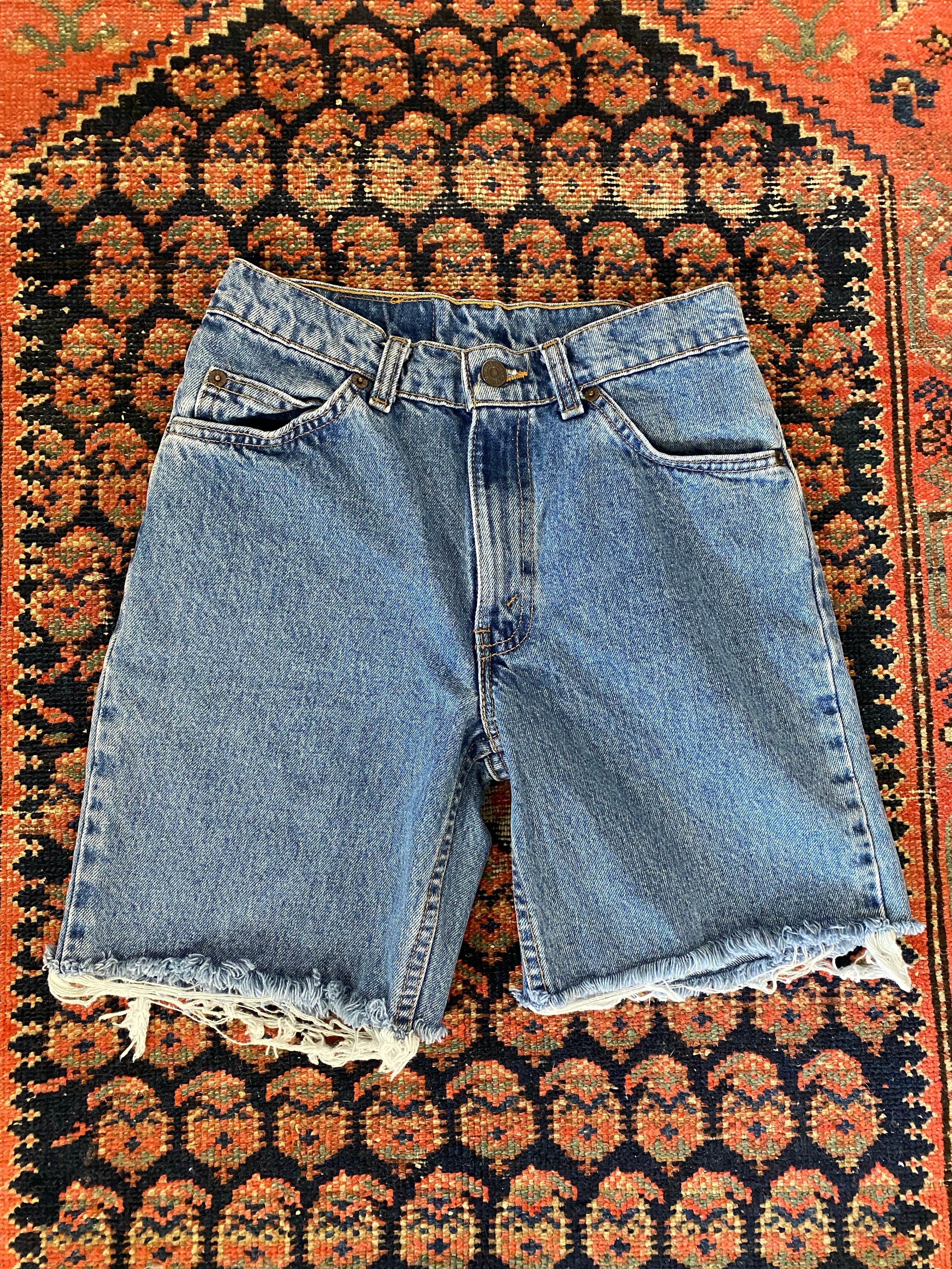 90s Frayed High Waisted Levis Denim Shorts - 26in