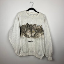 Load image into Gallery viewer, Vintage wolf crewneck