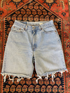 90s Light Wash High Waisted Levis Frayed Denim Shorts - 29in