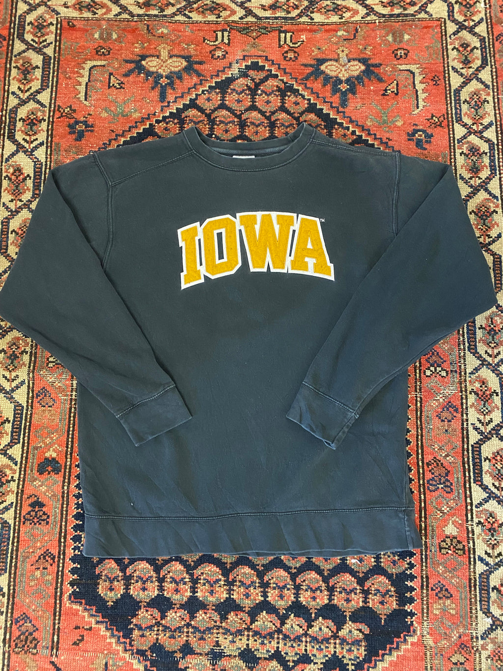 Vintage Faded Iowa Crewneck - L