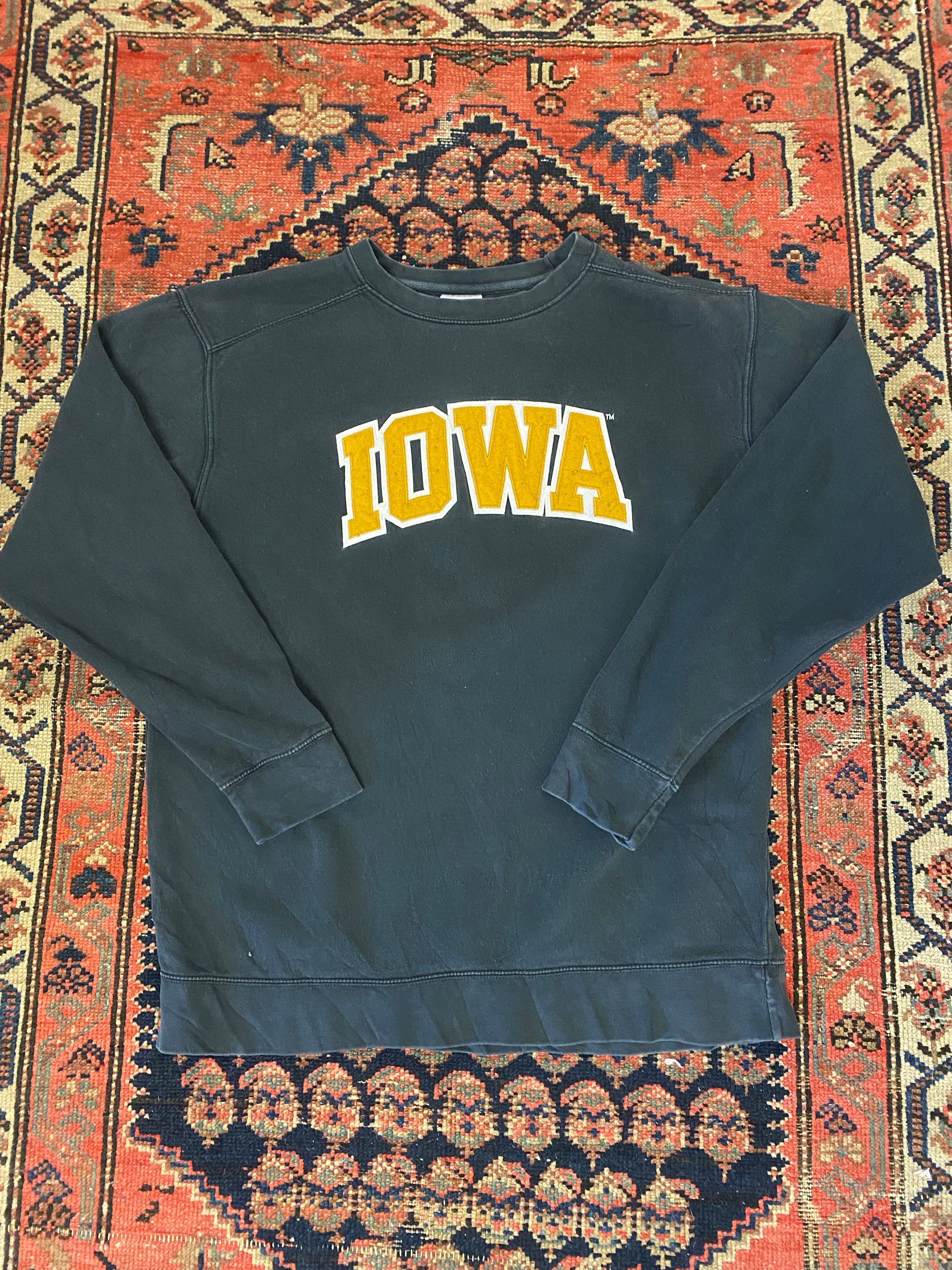 Vintage Faded Iowa Crewneck - L