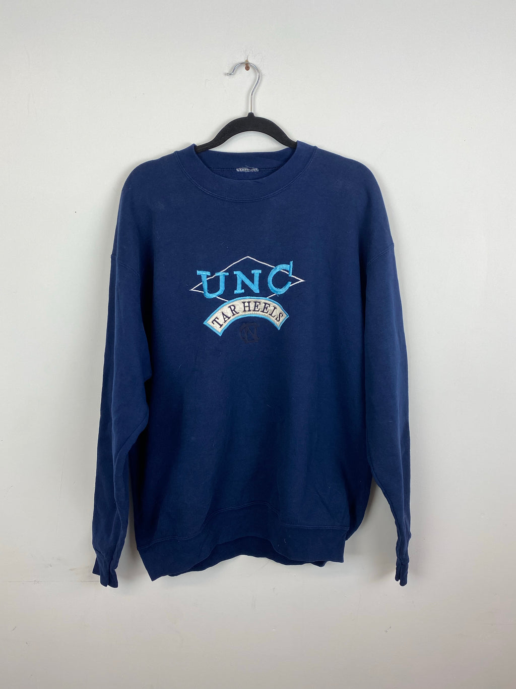 90s Embroidered UNC crewneck