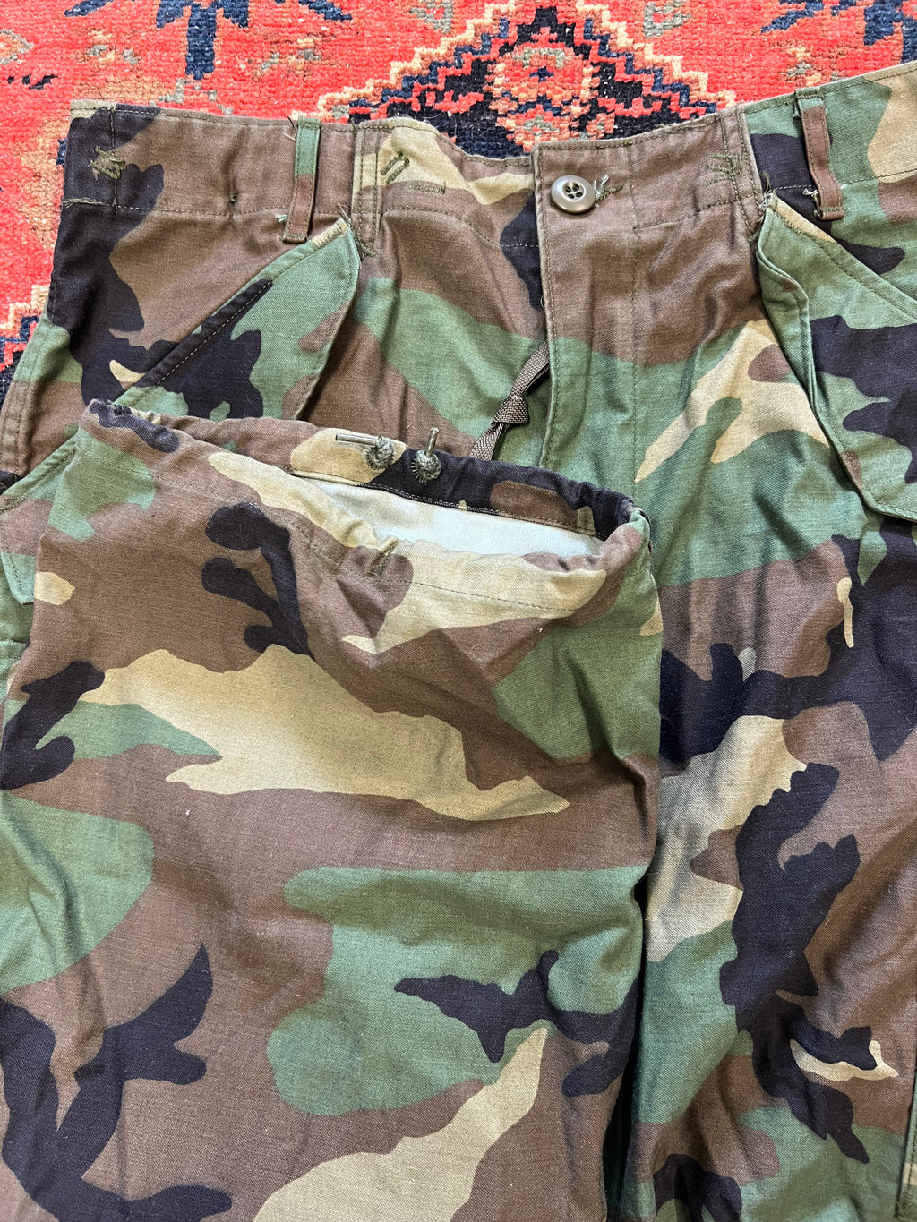 VINTAGE CAMO PANTS - 32IN/W