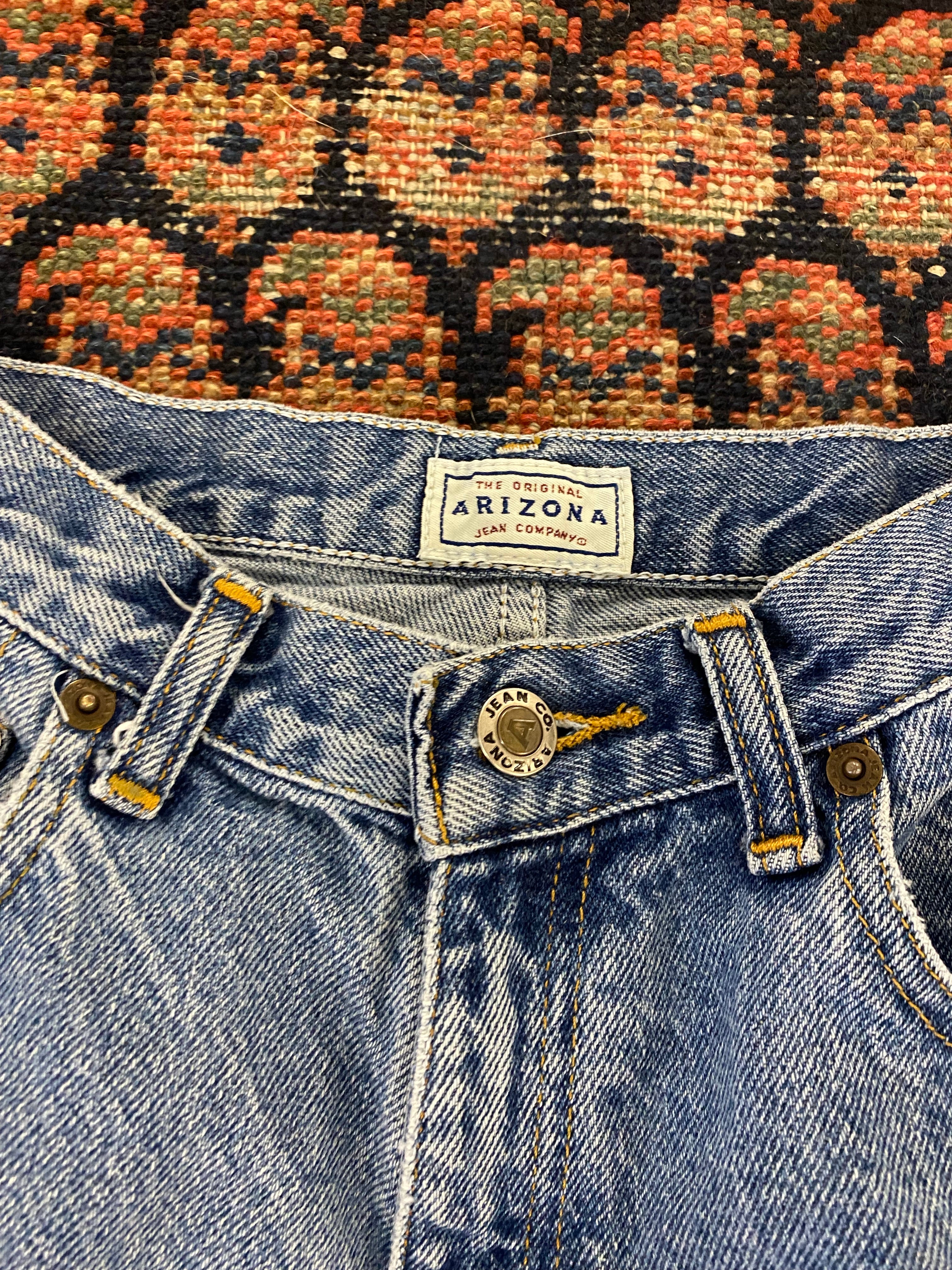 Vintage Arizona Frayed High Waisted Denim Shorts - 25in