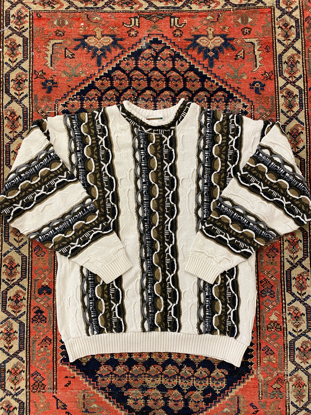 Vintage Patterned Knit Sweater - L