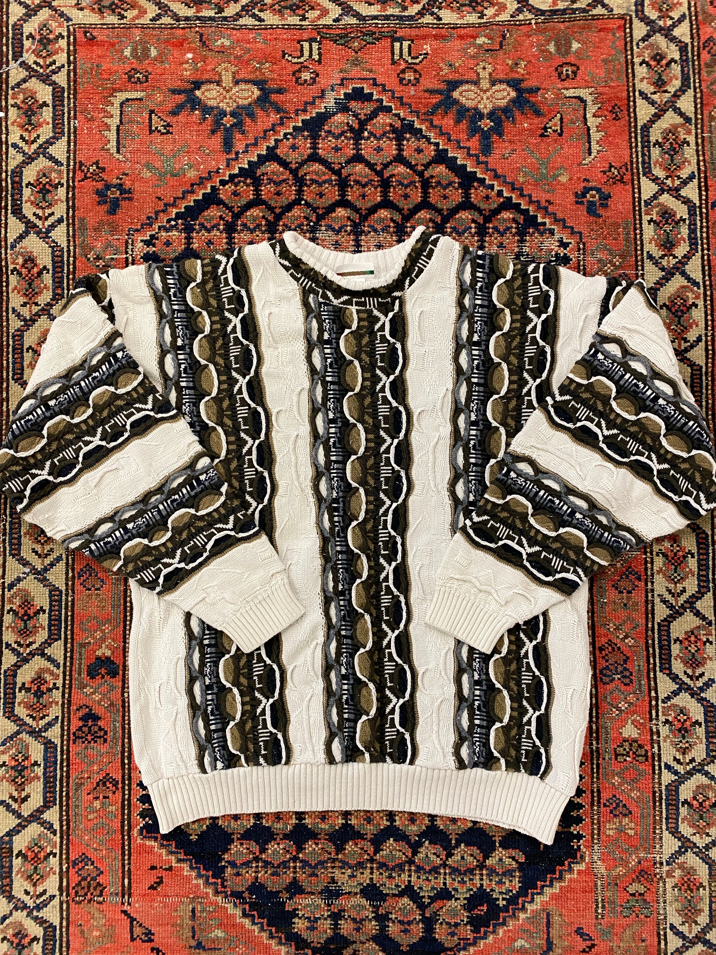 Vintage Patterned Knit Sweater - L