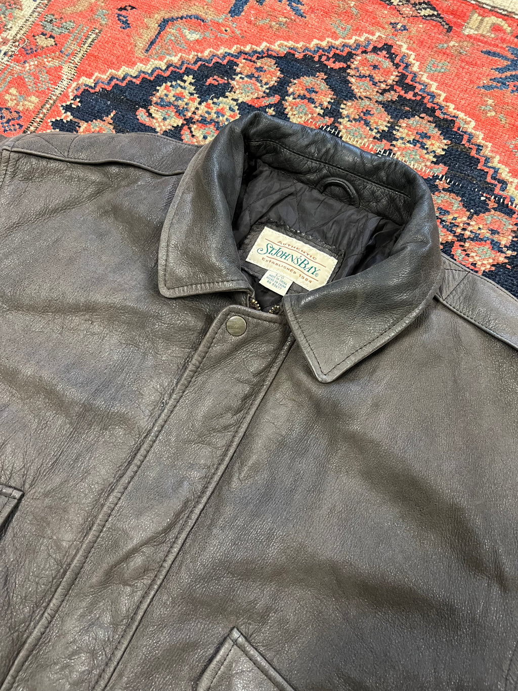 VINTAGE LEATHER BOMBER JACKET - MEDIUM