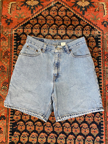 Vintage High Waisted Levis Denim Hemmed Shorts - 28in